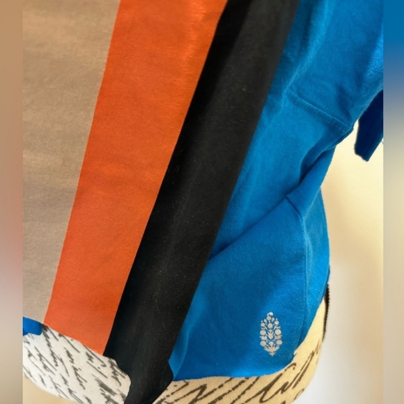 Free People Movement Inspire Tee in color blocked Size Medium FP1062 - Picture 2 of 4